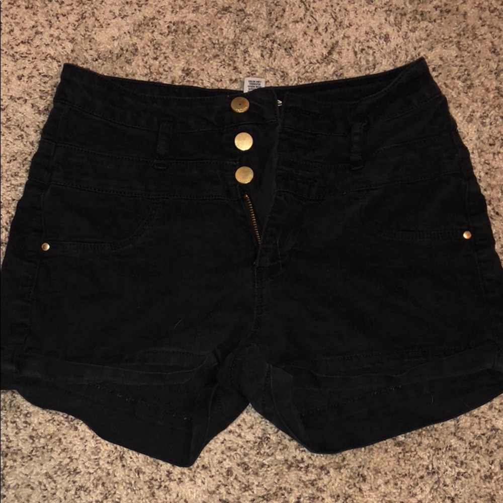 refuge shorts